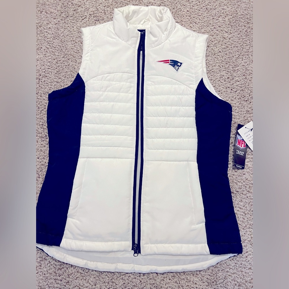 *RARE FIND* Authentic NFL Team Apparel: NE Patriots Vest (women’s medium)